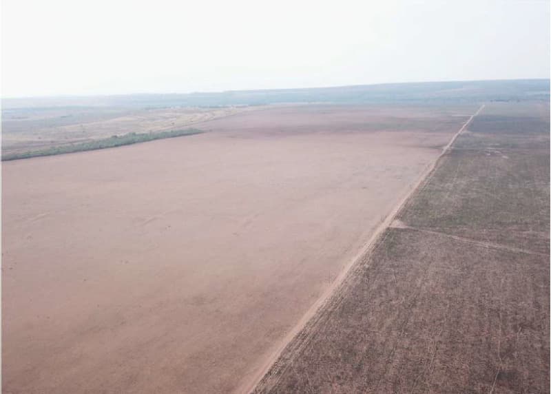 Foto 10 de 26: Area Rural em leilão em Chapada Dos Guimarães - MT — LOTE 001 “IMÓVEL: UMA ÁREA DE TERRAS COM 433,6083 ha, desmembrado da FAZENDA TRÊS PODERES I