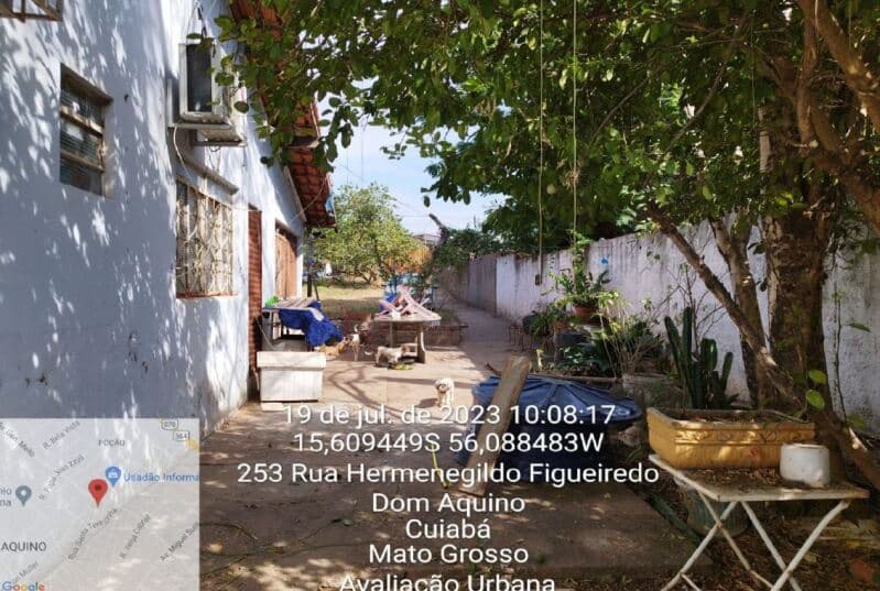 Foto 16 de 23: Terreno em leilão em Cuiabá - MT, bairro Dom Aquino — LOTE 001 Terreno com benfeitorias (casa). Com área do terreno de 1348,64m² e área construída de 82,9