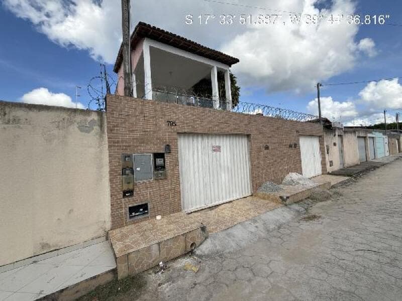 Casa em leilão em Teixeira De Freitas - BA, bairro Eixo Sul — LOTE 022 Casa com 152,88M² de Área Privativa em TEIXEIRA DE FREITAS/BA