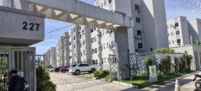 Apartamento em leilão em Fortaleza - CE, bairro Barroso — LOTE 027 Apartamento com 41,74M² de Área Privativa em FORTALEZA/CE