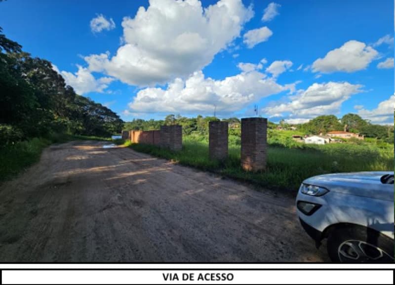 Foto 2 de 9: Terreno em leilão em Botucatu - SP — LOTE 005 TERRENO COM ÁREA DE 1.441,74M² (LOTE 02) - BOTUCATU - SP