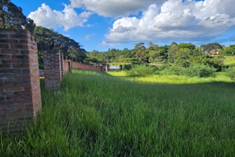 Foto 5 de 9: Terreno em leilão em Botucatu - SP — LOTE 005 TERRENO COM ÁREA DE 1.441,74M² (LOTE 02) - BOTUCATU - SP