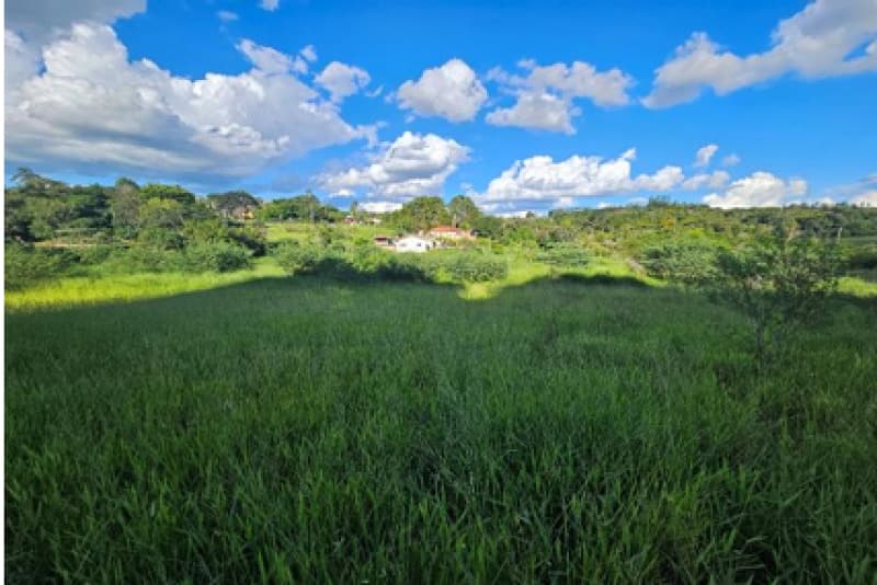 Foto 4 de 10: Terreno em leilão em Botucatu - SP — LOTE 006 TERRENO COM ÁREA DE 1.417,67 m² (LOTE 03) - BOTUCATU - SP