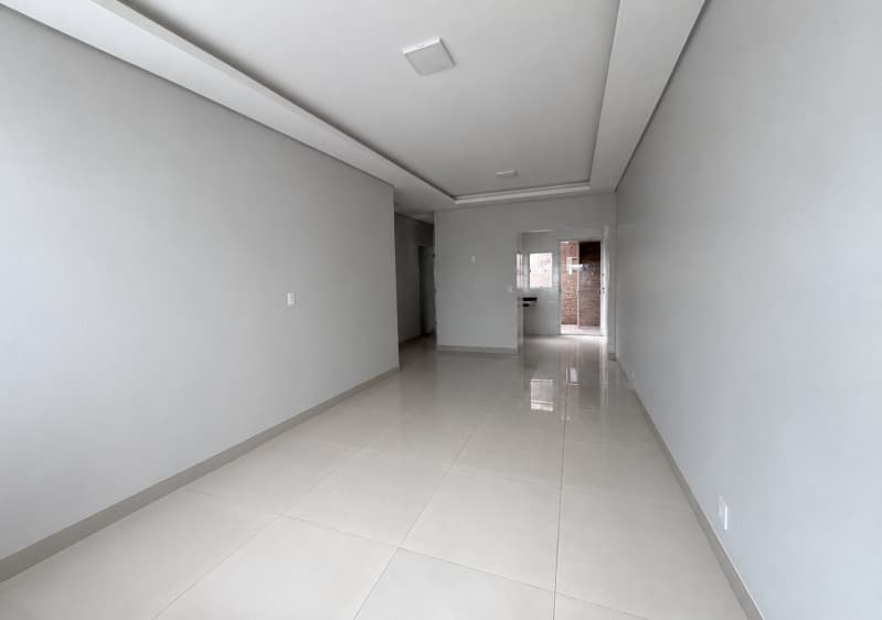 Foto 5 de 15: Casa em leilão em Tupãssi - PR, bairro Jardim Romano Iv — LOTE 010 Casa com 95,56m² em terreno de 250,00m² (Tupãssi-PR)