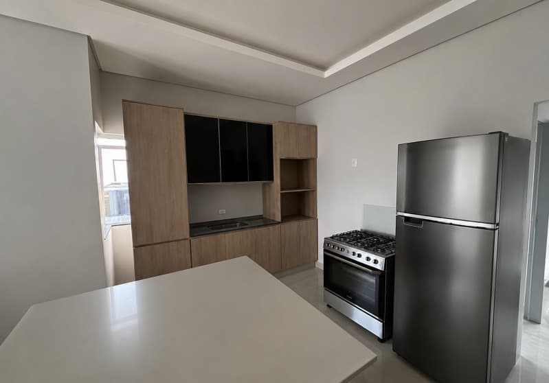 Foto 6 de 15: Casa em leilão em Tupãssi - PR, bairro Jardim Romano Iv — LOTE 010 Casa com 95,56m² em terreno de 250,00m² (Tupãssi-PR)