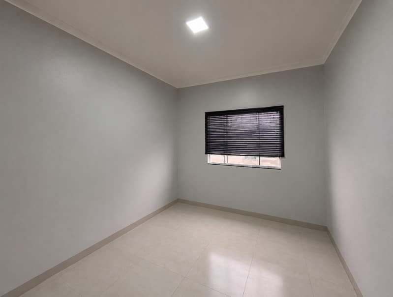 Foto 8 de 15: Casa em leilão em Tupãssi - PR, bairro Jardim Romano Iv — LOTE 010 Casa com 95,56m² em terreno de 250,00m² (Tupãssi-PR)