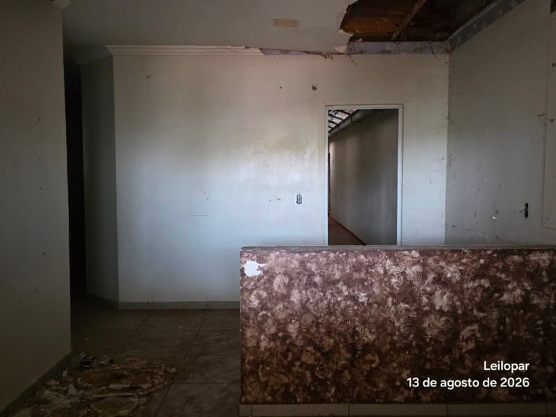 Foto 7 de 24: Casa em leilão em Cafelândia - PR, bairro Centro — LOTE 037 IMÓVEL RESIDENCIAL COM 172m² em TERRENO DE 155m² - CAFELÂNDIA - PR