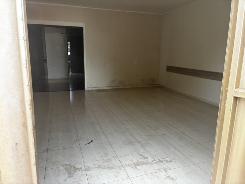 Foto 8 de 33: Terreno em leilão em Cascavel - PR — LOTE 038 IMOVEL RESIDENCIAL COM 130m² em TERRENO DE 200m² - CASCAVEL - PR