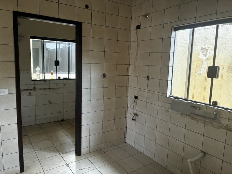 Foto 15 de 33: Terreno em leilão em Cascavel - PR — LOTE 038 IMOVEL RESIDENCIAL COM 130m² em TERRENO DE 200m² - CASCAVEL - PR
