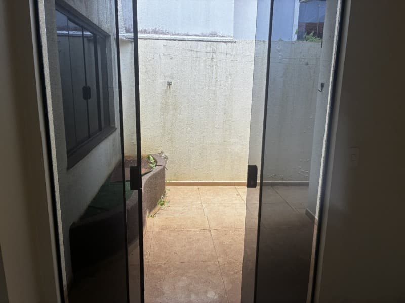 Foto 17 de 33: Terreno em leilão em Cascavel - PR — LOTE 038 IMOVEL RESIDENCIAL COM 130m² em TERRENO DE 200m² - CASCAVEL - PR