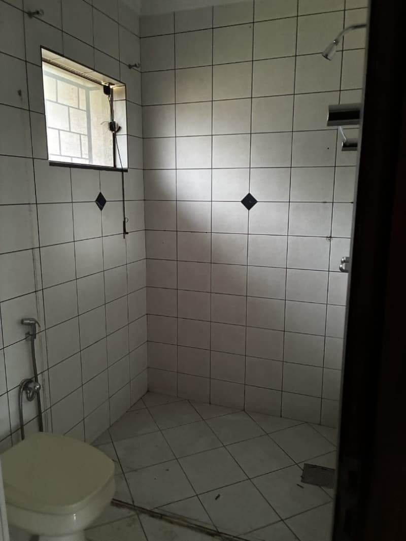 Foto 31 de 33: Terreno em leilão em Cascavel - PR — LOTE 038 IMOVEL RESIDENCIAL COM 130m² em TERRENO DE 200m² - CASCAVEL - PR