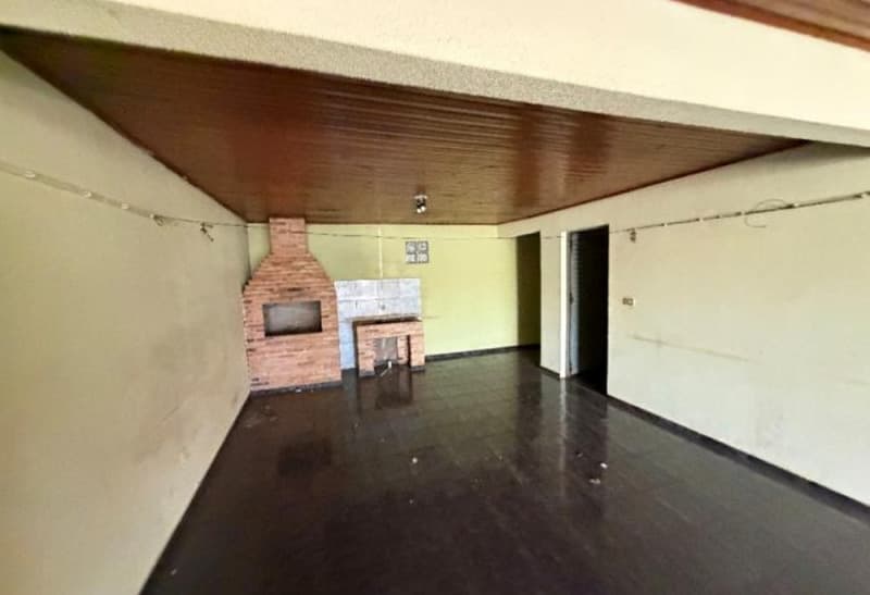 Foto 5 de 15: Casa em leilão em Jesuítas - PR, bairro Centro — LOTE 051 IMÓVEL RESIDENCIAL DE 190m² EM TERRENO DE 256m² - JESUITAS - PR