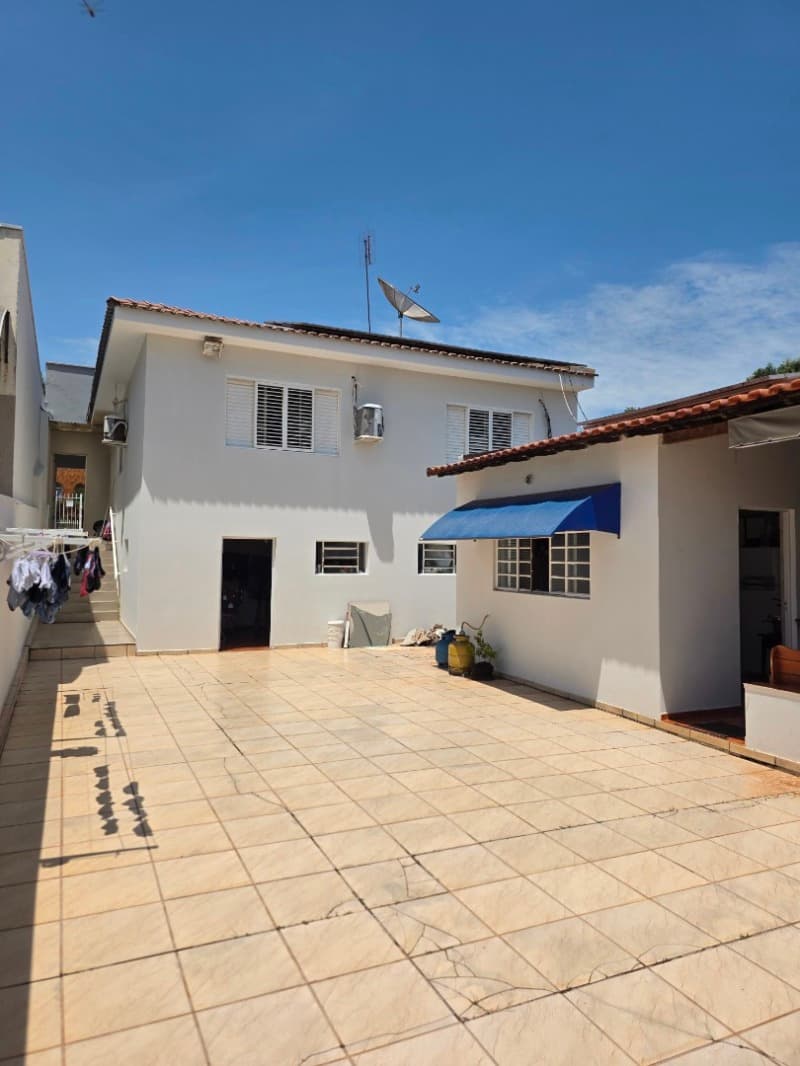 Foto 16 de 18: Casa em leilão em Itaporanga - SP, bairro Centro — LOTE 002 Imóvel Residencial no Centro de Itaporanga - SP