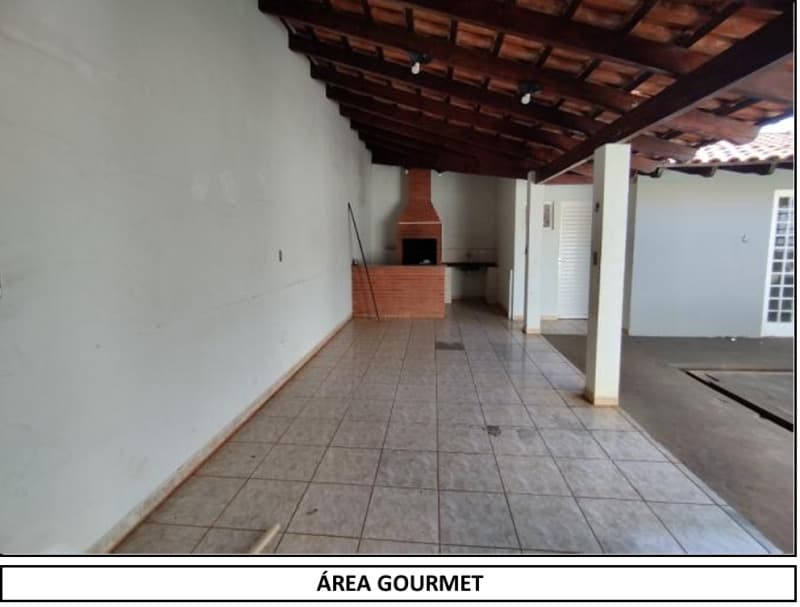 Foto 15 de 20: Casa em leilão em Taguaí - SP — LOTE 013 IMÓVEL RESIDENCIAL DE 200m² EM TERRENO DE 360m² - TAGUAI - SP