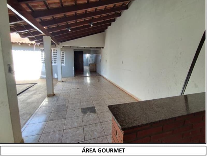 Foto 16 de 20: Casa em leilão em Taguaí - SP — LOTE 013 IMÓVEL RESIDENCIAL DE 200m² EM TERRENO DE 360m² - TAGUAI - SP