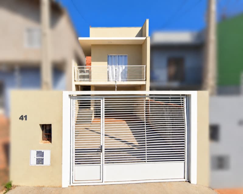 Foto 2 de 16: Casa em leilão em Taquarituba - SP, bairro Centro — LOTE 014 IMÓVEL RESIDENCIAL COM 116,55m² EM TERRENO DE 210m² - TAQUARITUBA - SP