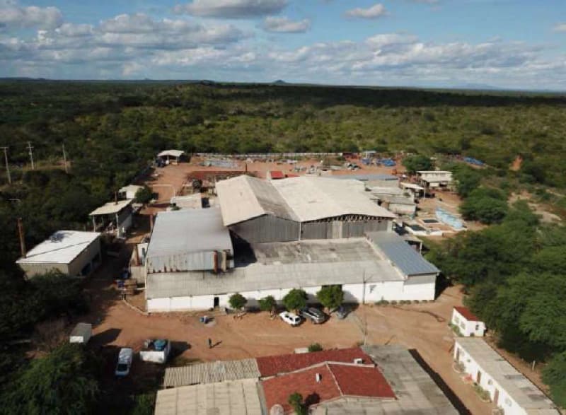 Foto 1 de 4: Terreno em leilão em Floresta - PE — LOTE 001 Imovel comercial em Floresta-PE