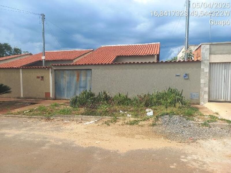 Casa em leilão em Guapó - GO — LOTE 080 CASA - AREA PRIVATIVA (M²): 80,06 BAIRRO: SETOR CENTRAL CIDADE: GUAPO-GO