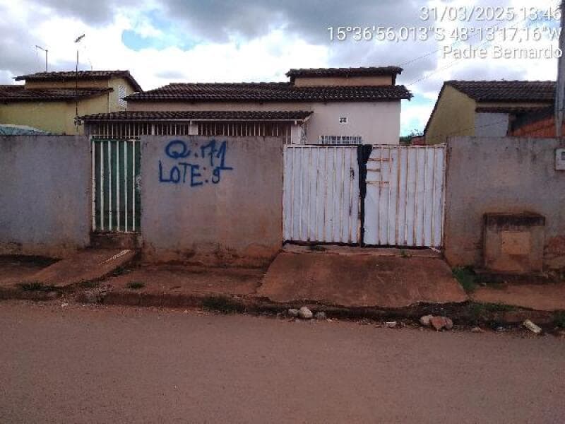 Casa em leilão em Padre Bernardo - GO — LOTE 106 CASA - AREA PRIVATIVA (M²): 69,83 BAIRRO: CENTRO CIDADE: PADRE BERNARDO-GO