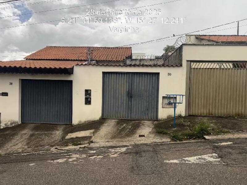 Casa em leilão em Varginha - MG — LOTE 161 CASA - AREA PRIVATIVA (M²): 42,41 BAIRRO: SAN MARINO CIDADE: VARGINHA-MG