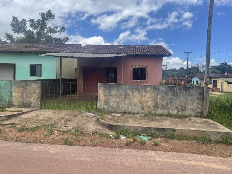 Casa em leilão em Curuçá - PA — LOTE 183 CASA - AREA PRIVATIVA (M²): 55,33 BAIRRO: CENTRO CIDADE: CURUCA-PA