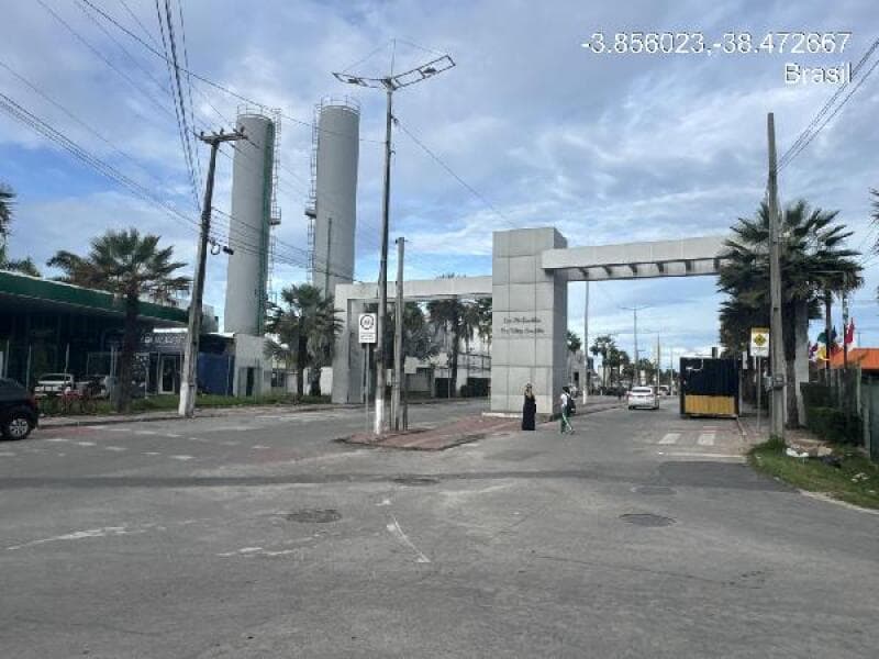 Apartamento em leilão em Eusébio - CE, bairro Coacu — LOTE 032 Apartamento - AREA PRIVATIVA (M²): 41,85 BAIRRO: COACU CIDADE: EUSEBIO-CE