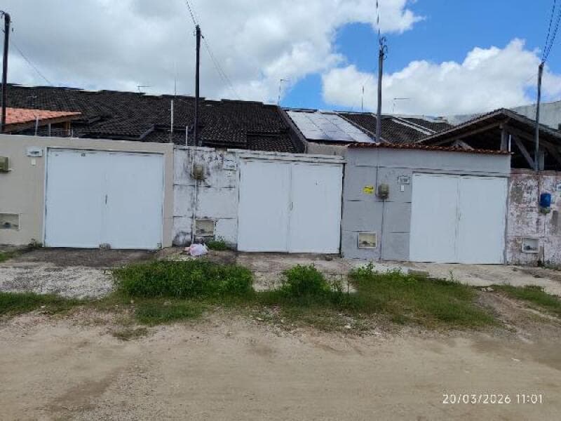 Casa em leilão em Pacatuba - CE, bairro Pavuna — LOTE 043 Casa - AREA PRIVATIVA (M²): 71,04 BAIRRO: PAVUNA CIDADE: PACATUBA-CE