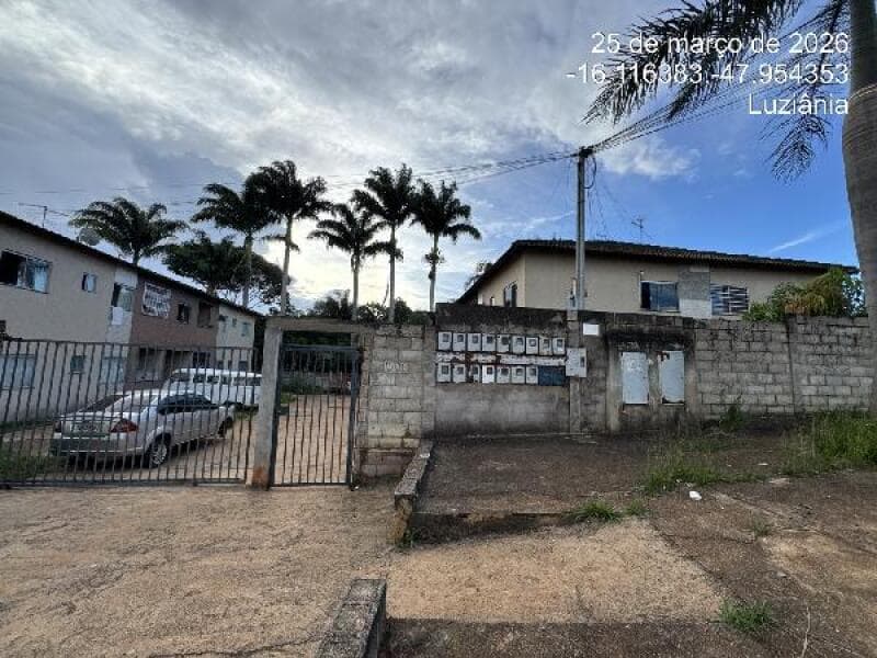 Apartamento em leilão em Cidade Ocidental - GO, bairro Parque Napolis — LOTE 067 Apartamento - AREA PRIVATIVA (M²): 51,99 BAIRRO: PARQUE NAPOLIS A CIDADE: CIDADE OCIDENTAL-
