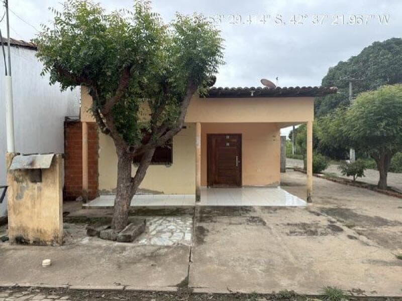 Casa em leilão em Água Branca - PI — LOTE 210 Casa - AREA PRIVATIVA (M²): 73,14 BAIRRO: CIDADE: AGUA BRANCA-PI
