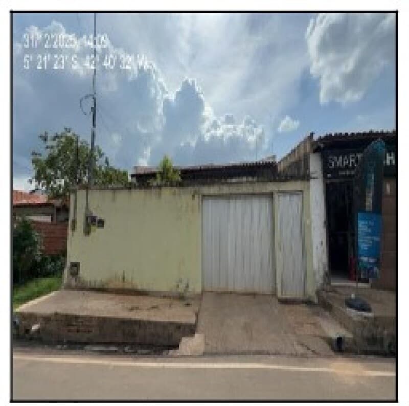 Casa em leilão em Demerval Lobão - PI — LOTE 215 Casa - AREA PRIVATIVA (M²): 53,21 BAIRRO: CIDADE: DEMERVAL LOBAO-PI