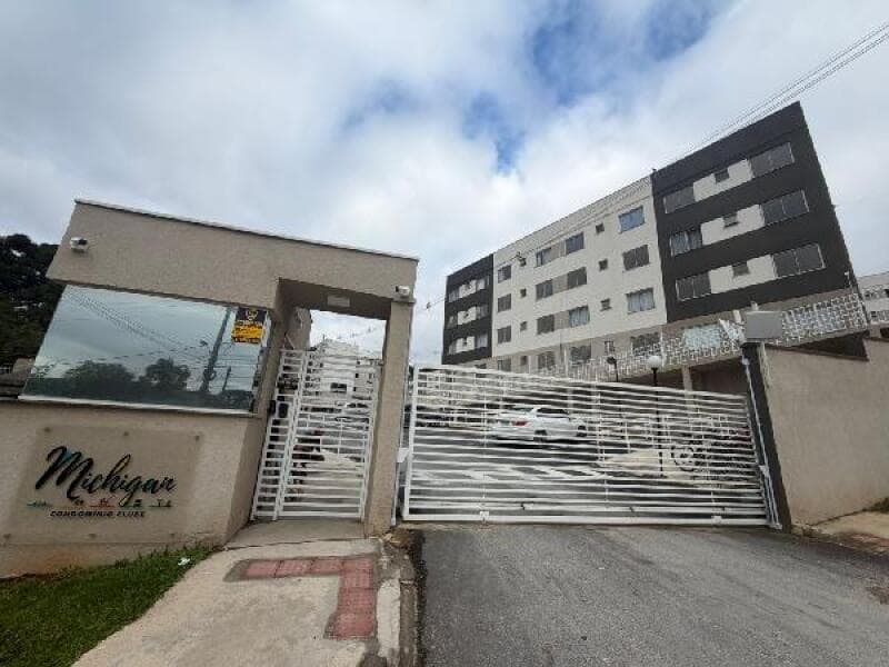 Apartamento em leilão em Campo Largo - PR, bairro Botiatuva — LOTE 229 Apartamento - AREA PRIVATIVA (M²): 40 BAIRRO: BOTIATUVA CIDADE: CAMPO LARGO-PR