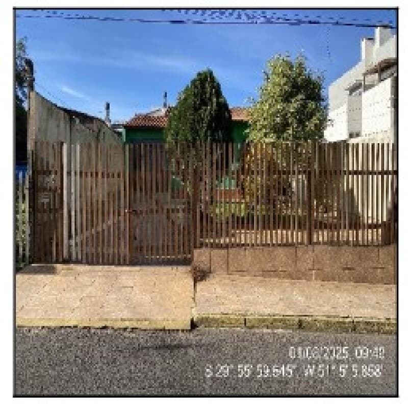 Casa em leilão em Cachoeirinha - RS — LOTE 388 Casa - AREA PRIVATIVA (M²): 85,9 BAIRRO: CIDADE: CACHOEIRINHA-RS