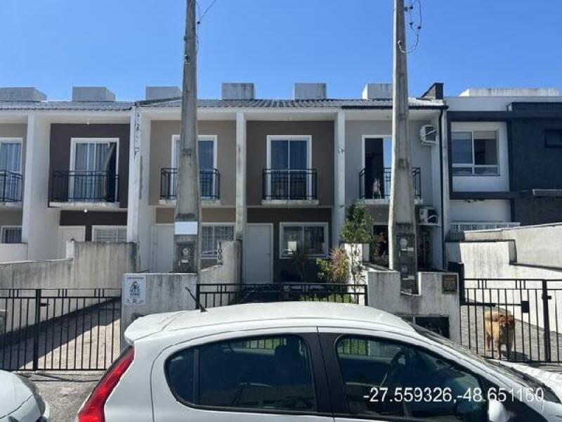 Casa em leilão em São José - SC, bairro Potecas — LOTE 418 Casa - AREA PRIVATIVA (M²): 54,24 BAIRRO: POTECAS CIDADE: SAO JOSE-SC