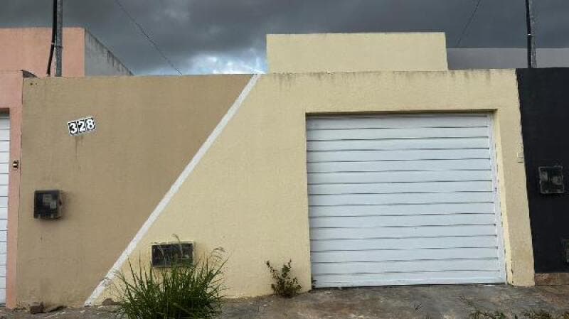 Casa em leilão em Nossa Senhora Da Glória - SE, bairro Centro — LOTE 425 Casa - AREA PRIVATIVA (M²): 89,68 BAIRRO: CENTRO CIDADE: NOSSA SENHORA DA GLORIA-SE