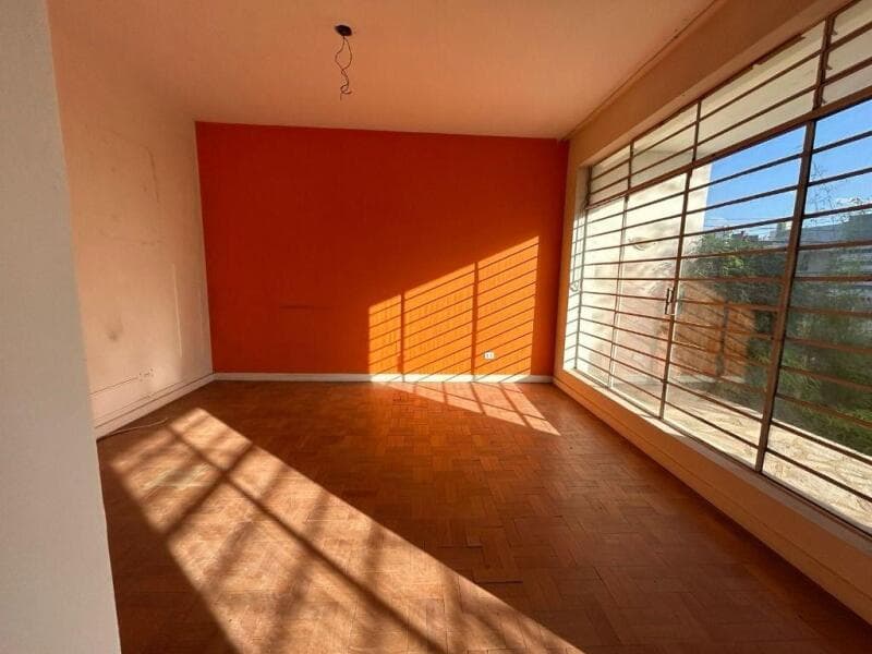 Foto 4 de 9: Casa em leilão em Curitiba - PR — LOTE 006 Casa Antiga no São Francisco
