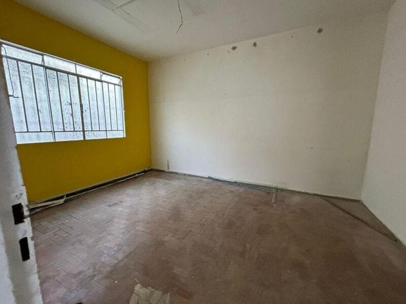 Foto 8 de 9: Casa em leilão em Curitiba - PR — LOTE 006 Casa Antiga no São Francisco