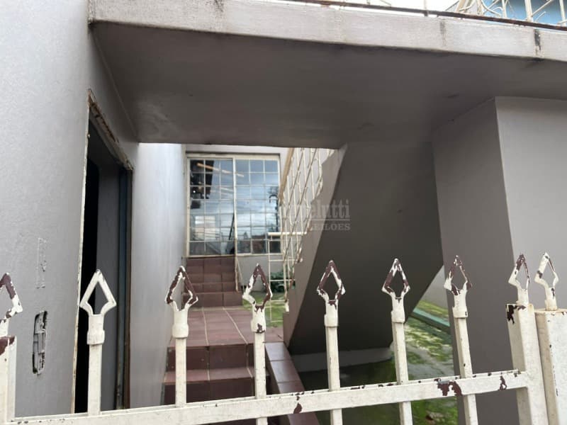 Foto 3 de 6: Imóvel em leilão em Ijuí - RS — LOTE 010 - DIREITOS E AÇÕES - lote urbano nº 20, c/área de 250m², bairro Modelo, edificado construçã