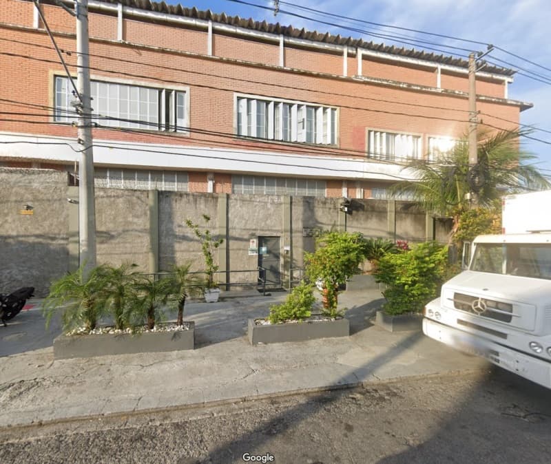 Foto 1 de 39: Comercial em leilão em Rio De Janeiro - RJ, bairro Parada de Lucas — LOTE 001 PRÉDIO COMERCIAL - localizado no Bairro Parada de Lucas na cidade do Rio de Janeiro/RJ
