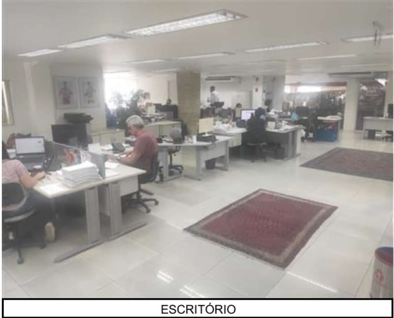 Foto 18 de 39: Comercial em leilão em Rio De Janeiro - RJ, bairro Parada de Lucas — LOTE 001 PRÉDIO COMERCIAL - localizado no Bairro Parada de Lucas na cidade do Rio de Janeiro/RJ