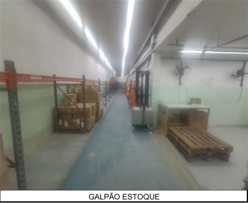 Foto 25 de 39: Comercial em leilão em Rio De Janeiro - RJ, bairro Parada de Lucas — LOTE 001 PRÉDIO COMERCIAL - localizado no Bairro Parada de Lucas na cidade do Rio de Janeiro/RJ