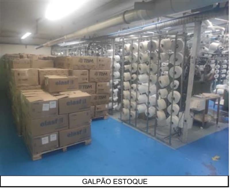 Foto 34 de 39: Comercial em leilão em Rio De Janeiro - RJ, bairro Parada de Lucas — LOTE 001 PRÉDIO COMERCIAL - localizado no Bairro Parada de Lucas na cidade do Rio de Janeiro/RJ