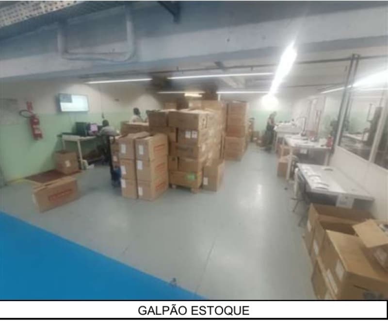 Foto 35 de 39: Comercial em leilão em Rio De Janeiro - RJ, bairro Parada de Lucas — LOTE 001 PRÉDIO COMERCIAL - localizado no Bairro Parada de Lucas na cidade do Rio de Janeiro/RJ