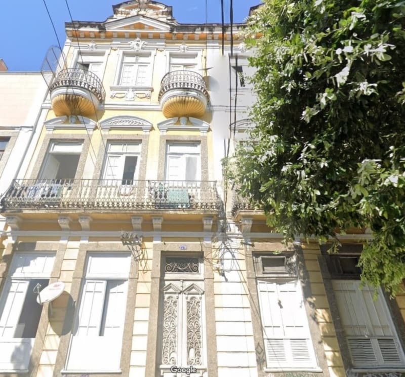 Foto 2 de 7: Casa em leilão em Rio De Janeiro - RJ, bairro Glória — LOTE 001 PRÉDIO RESIDENCIAL sob nº 71 - Bairro Glória na cidade do Rio de Janeiro/RJ