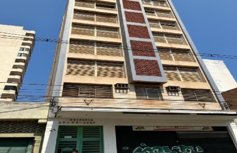 Apartamento em leilão em Ribeirão Preto - SP, bairro Centro — LOTE 001 NUA PROPRIEDADE - APARTAMENTO - Und 101 do Edifício Aplub localizado no Centro da cidade de