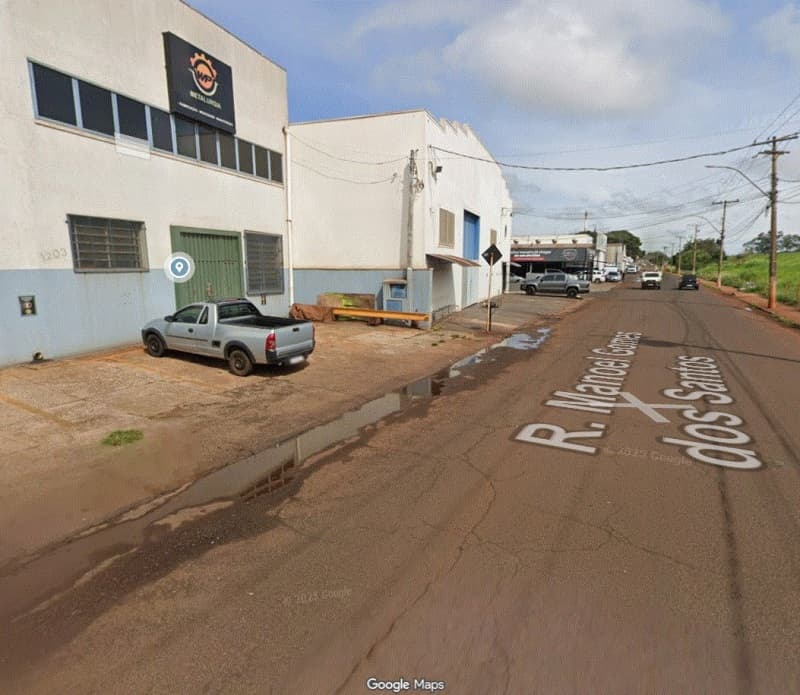 Foto 3 de 6: Comercial em leilão em Cravinhos - SP, bairro Setor Industrial — LOTE 002 BARRACÃO COMERCIAL com 904m² de construção frente para a Rodovia Anhanguera na cidade de Cr