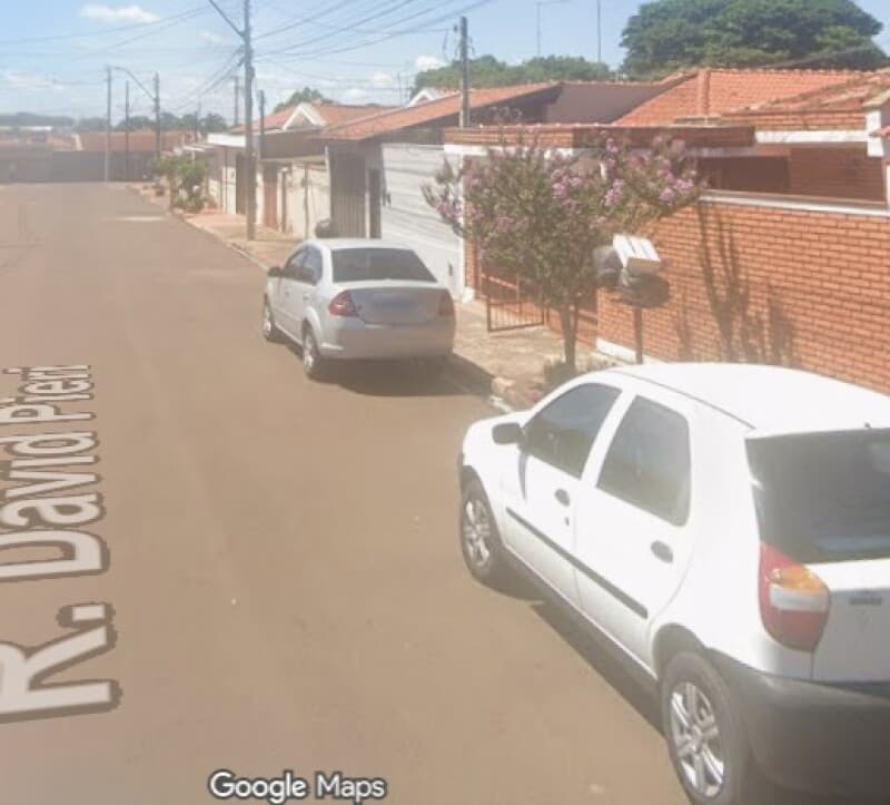 Foto 4 de 5: Casa em leilão em Cravinhos - SP, bairro Jardim Independência Ii — LOTE 001 CASA RESIDENCIAL localizada na Rua David Pieri nº 77 na cidade de Cravinhos/SP