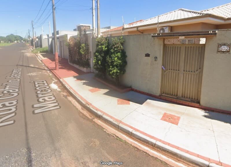 Foto 4 de 6: Casa em leilão em Cravinhos - SP, bairro Jardim das Acácias — LOTE 001 PARTE IDEAL - 50% de CASA RESIDENCIAL localizada no Bairro Jardim das Acácias na cidade de
