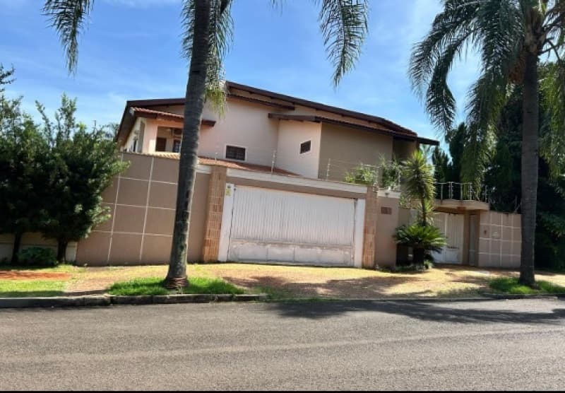 Foto 6 de 12: Casa em leilão em Ribeirão Preto - SP, bairro Jardim Canadá — LOTE 001 SOBRADO localizado no Jardim Canadá na cidade de Ribeirão Preto/SP