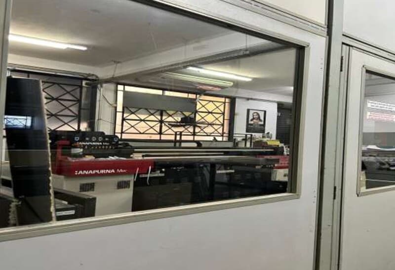 Foto 13 de 28: Comercial em leilão em Ribeirão Preto - SP, bairro Ipiranga — LOTE 001 PRÉDIO COMERCIAL assobradado localizado no Bairro Ipiranga na cidade de Ribeirão Preto/SP