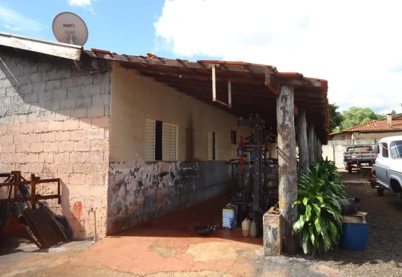 Foto 4 de 16: Terreno em leilão em Brodowski - SP, bairro Recanto Tranquilo — LOTE 001 50% de EDÍCULA RESIDENCIAL em TERRENO de 2.400m² localizada no Bairro Recanto Tranquilo na